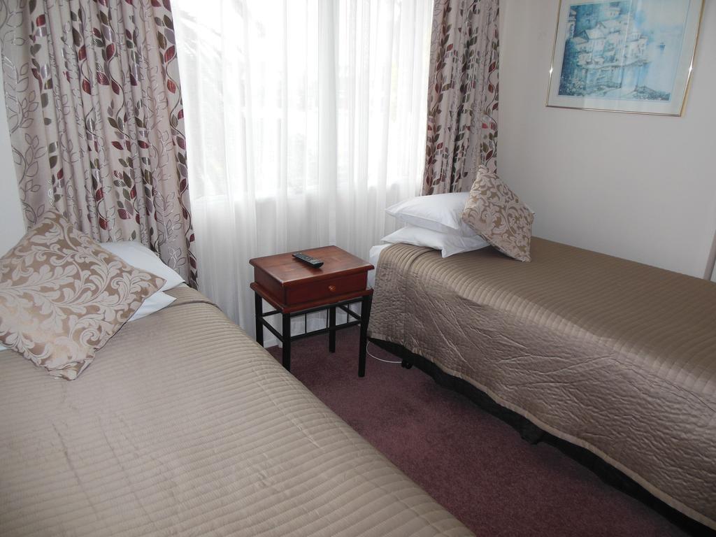 Asure Camelot Arms Motor Lodge Auckland Eksteriør bilde
